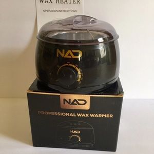 Electric wax warmer men and women
